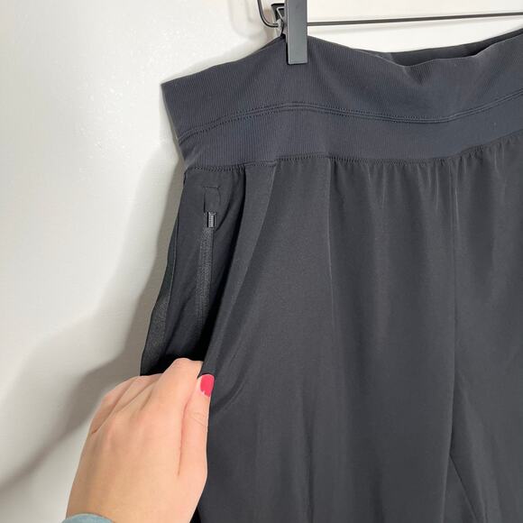 Athleta Womens Nolita Tapered Crop Pants 20 Black Zipper Pockets Athleisure - Picture 7 of 14